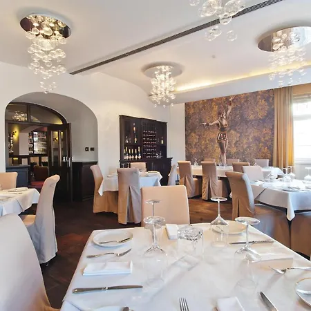 Wieniawa Hotel Leszno (Greater Poland)