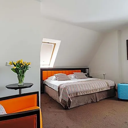 Wieniawa Hotel Leszno (Greater Poland)
