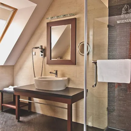 Wieniawa 4* Leszno