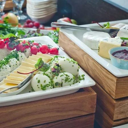 Wieniawa Hotel Leszno (Greater Poland)